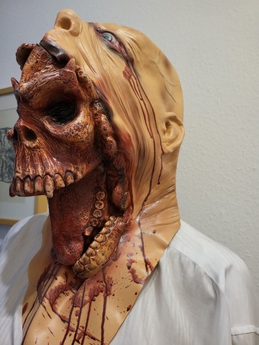 Blutige halloween maske blurp - blutige,