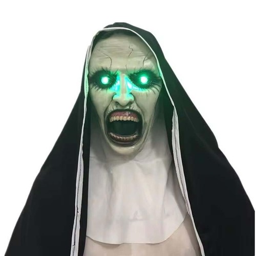 The nun momo - "the, nun"&“momo“